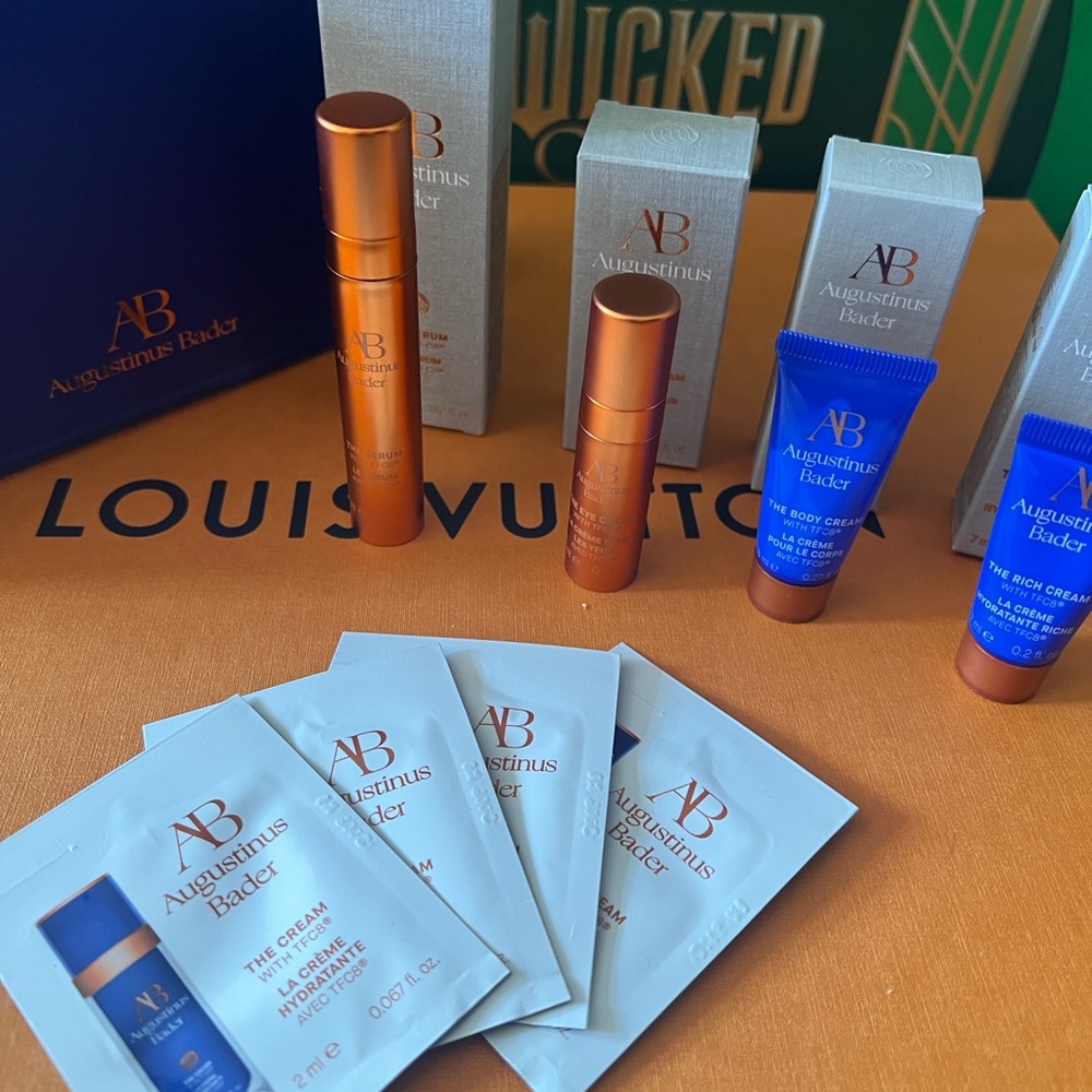 Augustinus Bader gift set